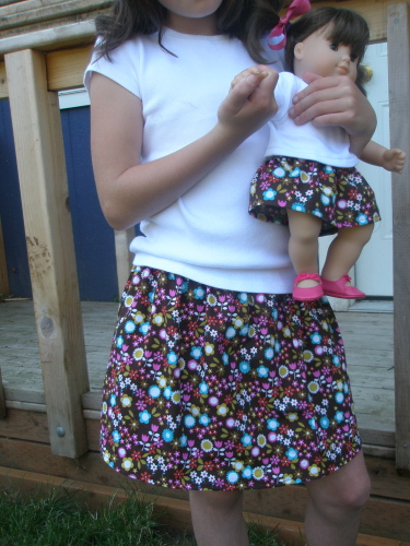  Skirt tutorial for doll and little girl free pattern : Avery Lane Blog